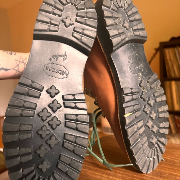 DANNER Men’s US Size 11, Mountain Trail Vibram Soul - Picture 4 of 6